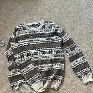 Arrow Men's Crewneck Sweater - Brown and Cream